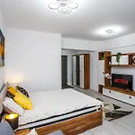 Flh - Smart - 1-8 * Bukarest