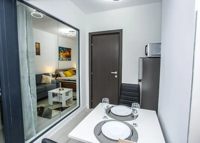 Apartment Flh - Smart - 1-8 *