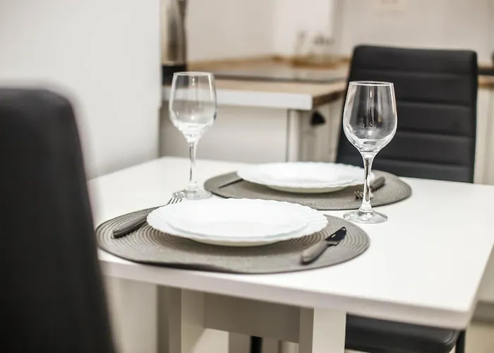Flh - Smart - 1-8 * Bucharest
